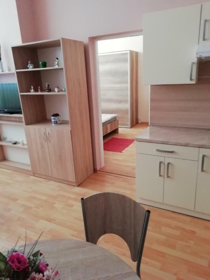 Apartman Lux Presov Luaran gambar