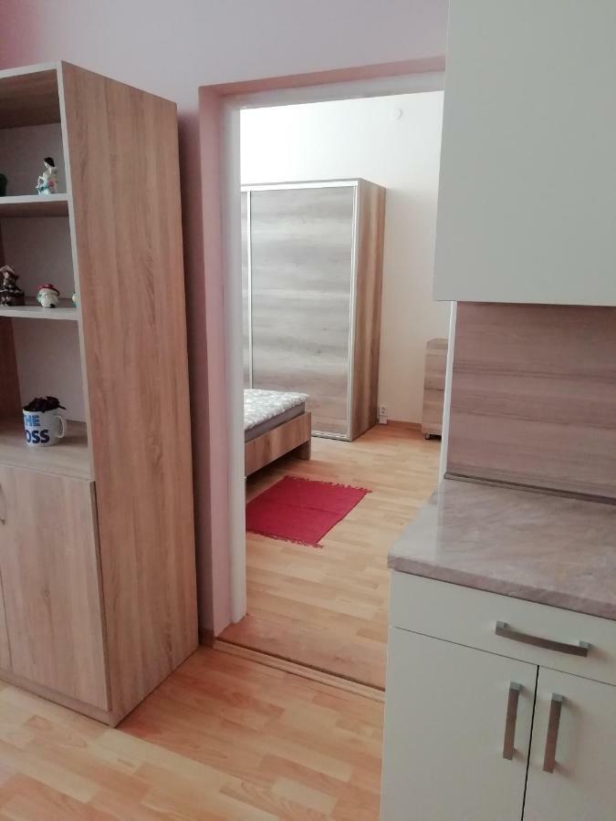 Apartman Lux Presov Luaran gambar